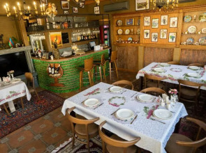 Royal Antique Boutique Hotel