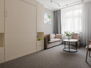 Отель Green Doors