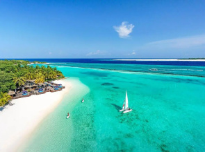 Курортный отель Resort Sheraton Maldives Full Moon Resort & Spa