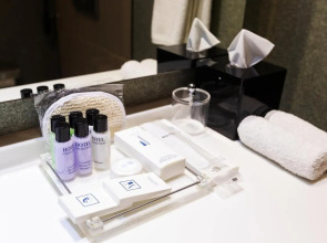 Отель Dedeman Oskemen Tavros