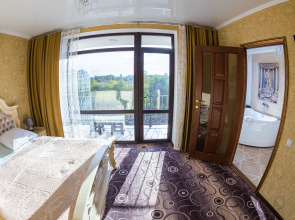 Отель Империал