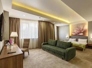 Отель Renion Hills Almaty