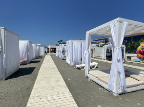 Апартаменты Роз Дель Мар Альфа Апартаменты