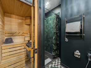 Апартаменты Lalapart Black Emerald с сауной в ЖК Савеловский Сити