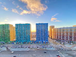 Shokolad  U Mibs Na Komendantskom Apartments