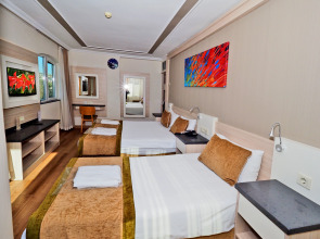 Отель Bulvar Palas Old City