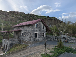 Vozle Reki Private House