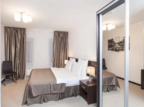 Отель Ревивал