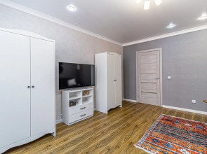 Квартира Двухкомнатная недалеко от парка Галицкого