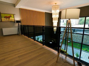 Отель Hill Hotel Kutaisi