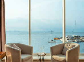 Меблированные комнаты Sea View by VVO Apartments