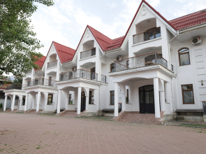 Apart-Otel Five Villas Hotel