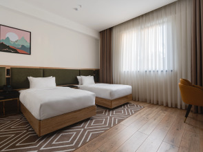 Отель The Elements