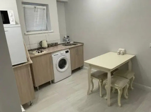 Апартаменты "В гостях у Нури"