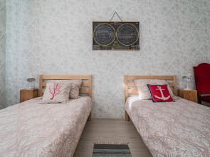 Апартаменты на пешеходной улице с 2-мя спальнями