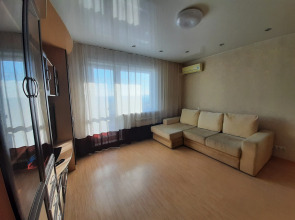 Апартаменты Уютная современная 2х-комнатная квартира