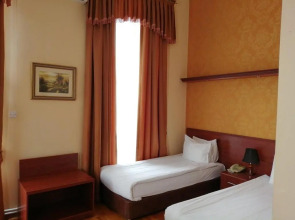 Отель Азкот