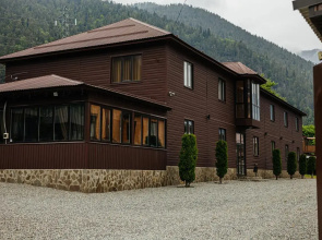 Pik Arhyza Guest house