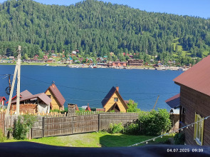 Usadba Altay Valyazh Dom Kedrovyy Private House