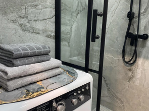 Апартаменты Platinum Aparts (Аллея Парк)