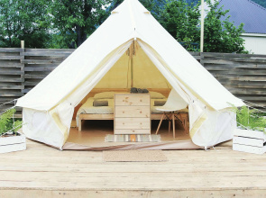 Palatka-Haus Camping