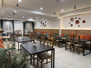 Отель Акжола