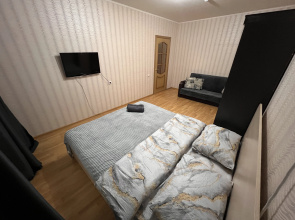 Na Bulvar Yunosti 41a Apartments