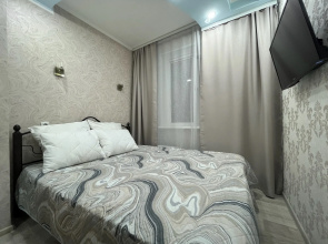 Otlichnaya V Tsentre Noyabryska Flat