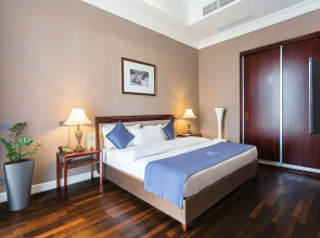 Отель Ambassador