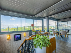 Отель Arden City