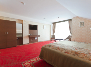 Отель Дрозды Клуб