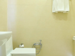 Отель Dunyo Palace