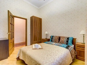 Квартира Трёхкомнатная с изолированными комнатами и балконом