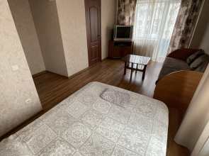 Апартаменты Возле Площади Победы