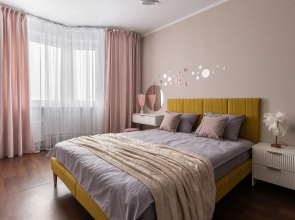 Tolstoy na Parkovoy Flat