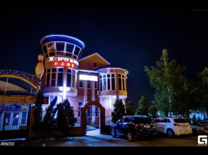 Zhemchuzhina Hotel
