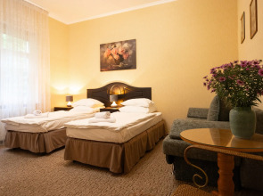 Вилла Гренч