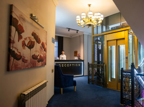 Отель Grand Mirror