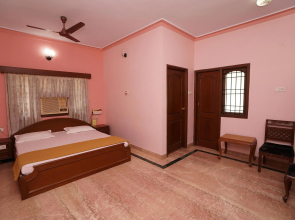 Lloyds Guest House Krishna Street T. Nagar