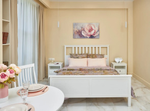 Апартаменты с Балконом Рядом с Парком Дендрарий