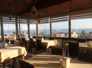 Отель Grand Liza