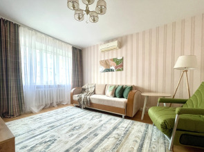 Квартира Просторная 4х комнатная в центре