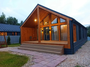 Na Beregu Ozerniskogo Vodokhranilischa Guest house