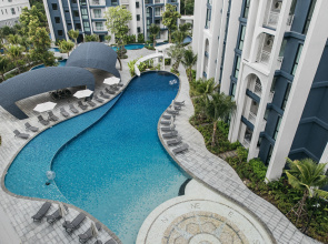 Halo 1 The Title by Chiwa Phuket Apartments