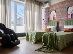 Loft V Akademgorodke Apartments