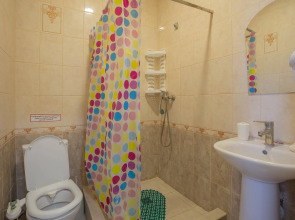 Гостевой Дом K.V.N.