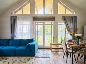 Dacha u Lesa Private House