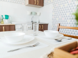 Просторная Двухкомнатная Квартира на 6 Гостей Проспект Октября 101 Театр Кукол