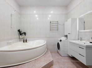 Квартира GM Apartments Новая и тихая Трехкомнатная на Тверской