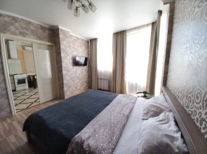 Komfort S Shikarnym Vidom Apartments